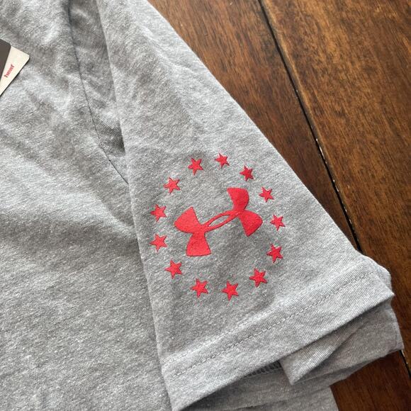 Under Armour Shirt Mens Medium Gray HeatGear Freedom USA Flag Short Sleeve Tee - Picture 4 of 9